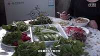 【拍客】舌尖上的东北特色美食——大楂粥蘸酱菜 (37播放)